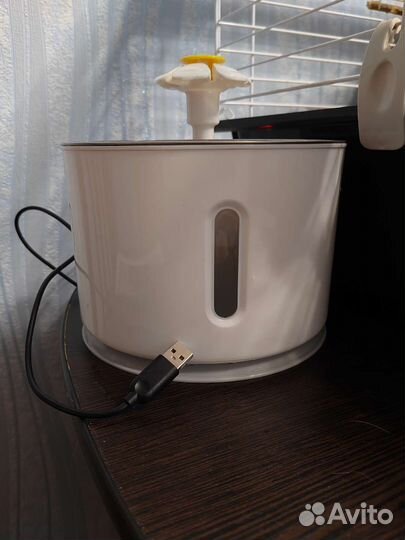 Фонтан-поилка