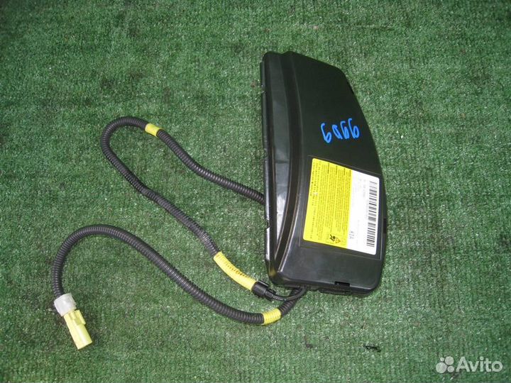 Подушка безопасности в сиденье правая KIA ceed (E