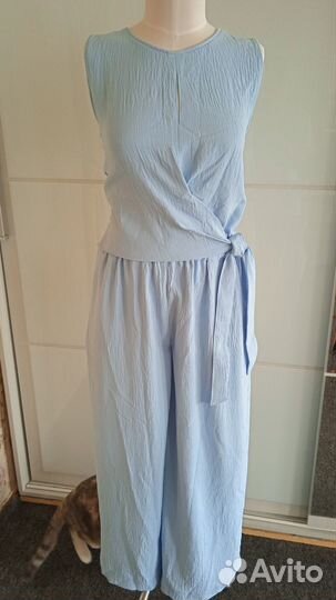 Комбинезон женский брючный 46