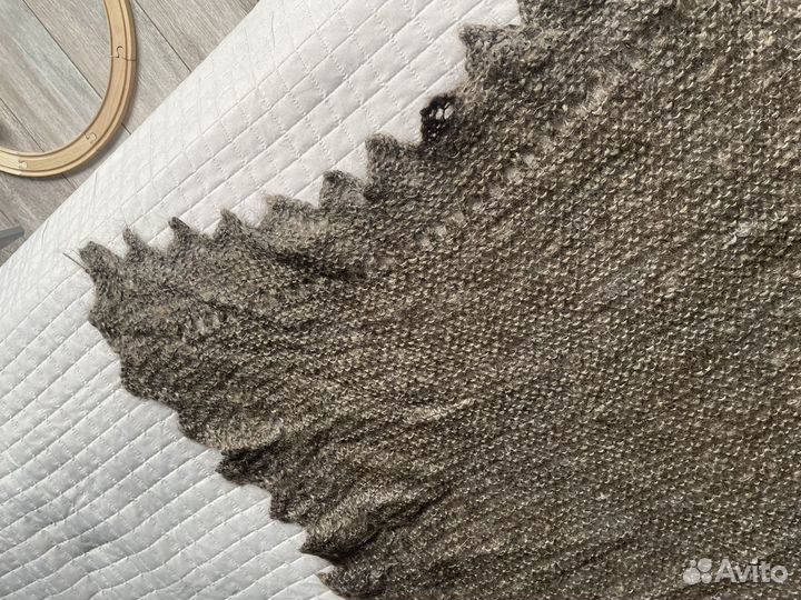 Оренбургский пуховый платок новый