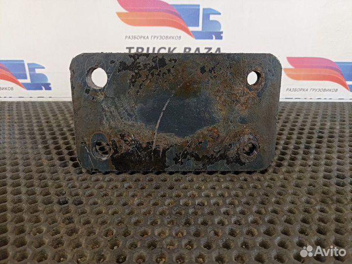 Кронштейн торсиона кабины правый