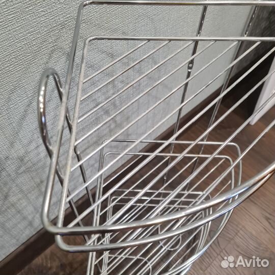 Угловая полка в ванную