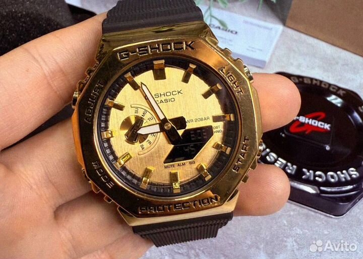 Часы Casio G-Shock GM-2100