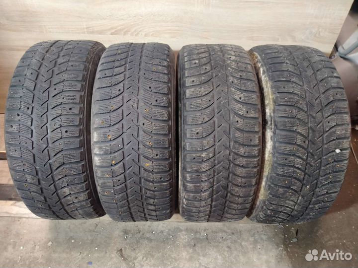 Bridgestone Ice Cruiser 5000 225/55 R16