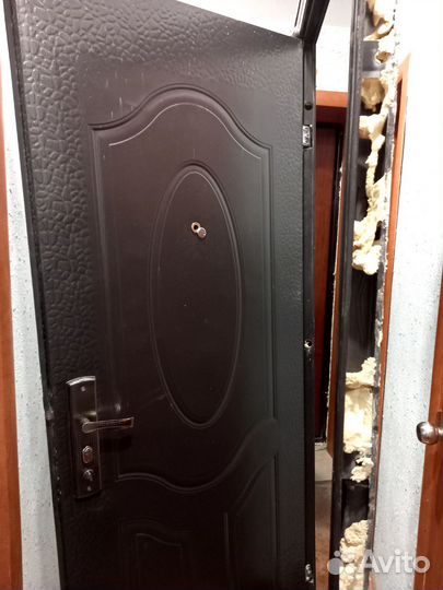 Дверь входная железная уличная бу