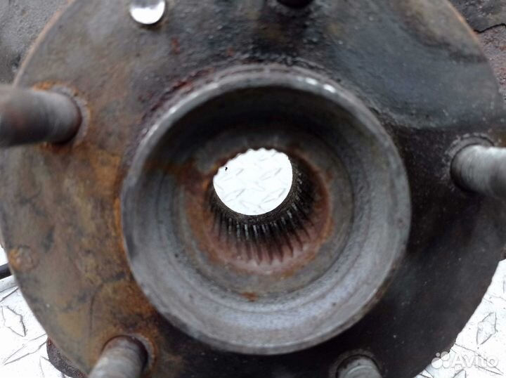 Кулак поворотный левый Mazda CX-9 1 TB