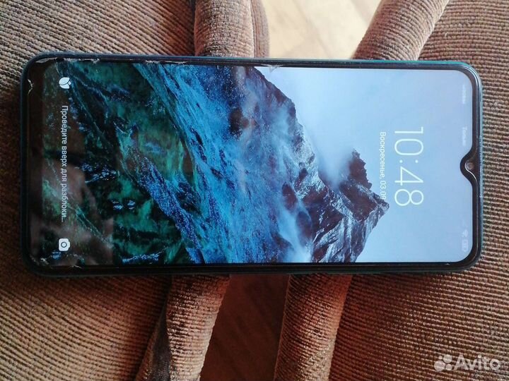 Xiaomi Mi 9, 4/64 ГБ