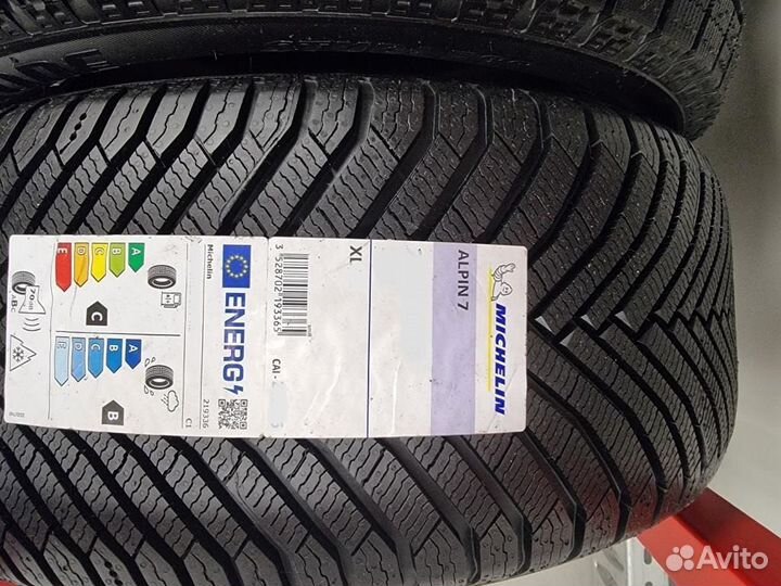 Michelin Alpin 7 225/55 R17 97H