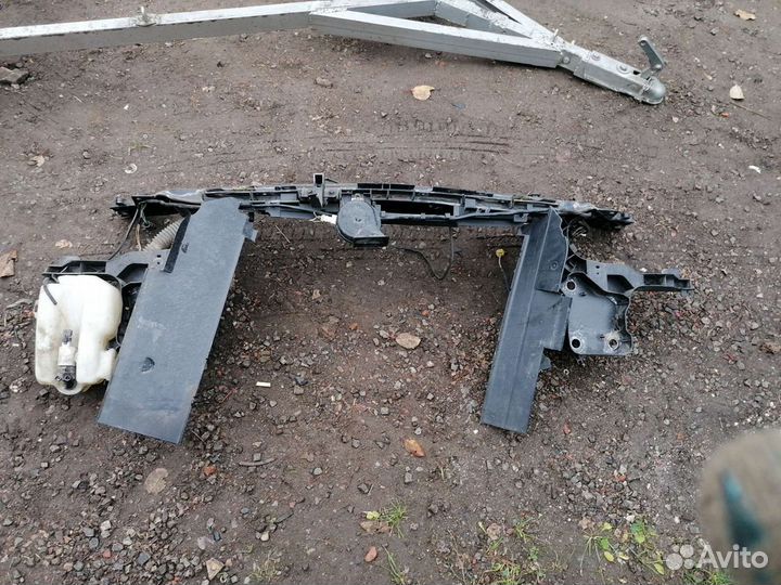 Телевизор рено меган 2