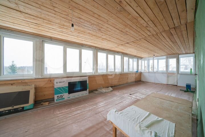 Дом 206 м² на участке 11,8 сот.