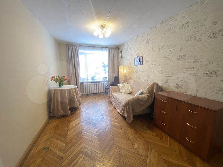 3-к. квартира, 56 м², 1/5 эт.
