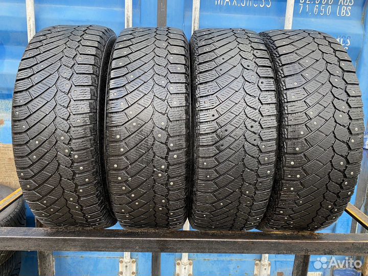 Continental ContiIceContact 4x4 215/65 R16 102T