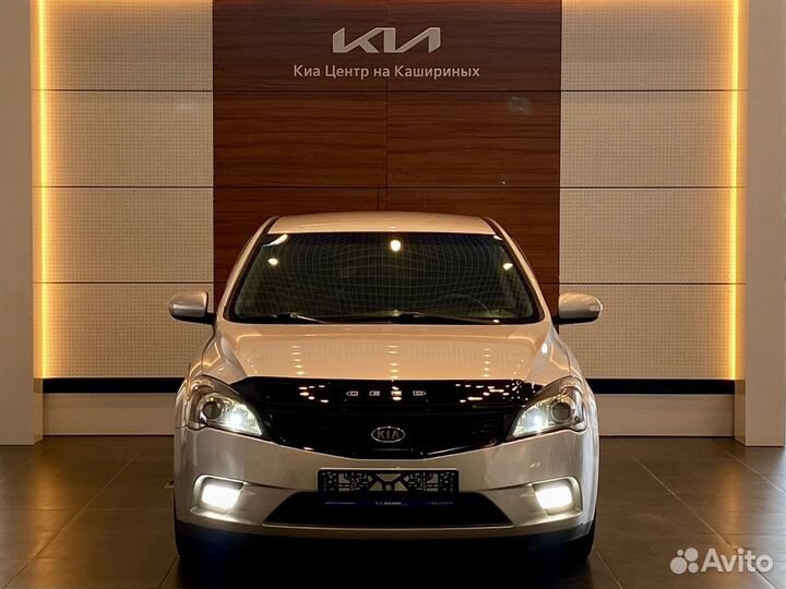 Kia Ceed 1.6 AT, 2010, 162 100 км