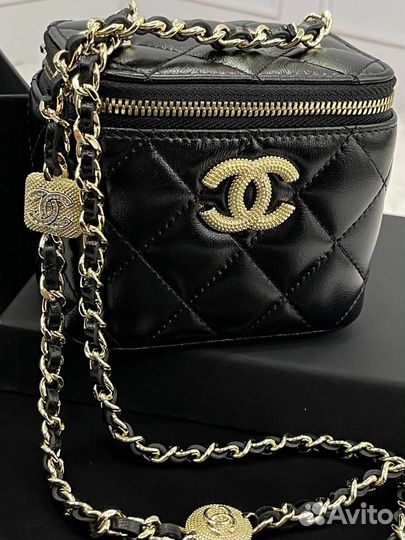 Сумочка от chanel
