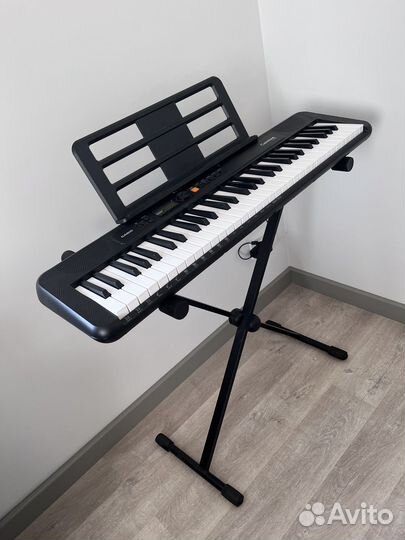 Casio casiotone CT-S200 + подставка эл. Ф-но/midi