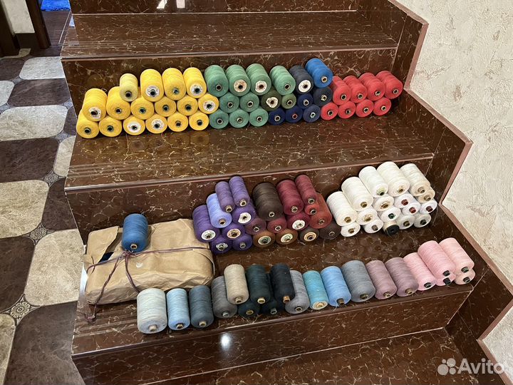 Нитки новые цена договорная
