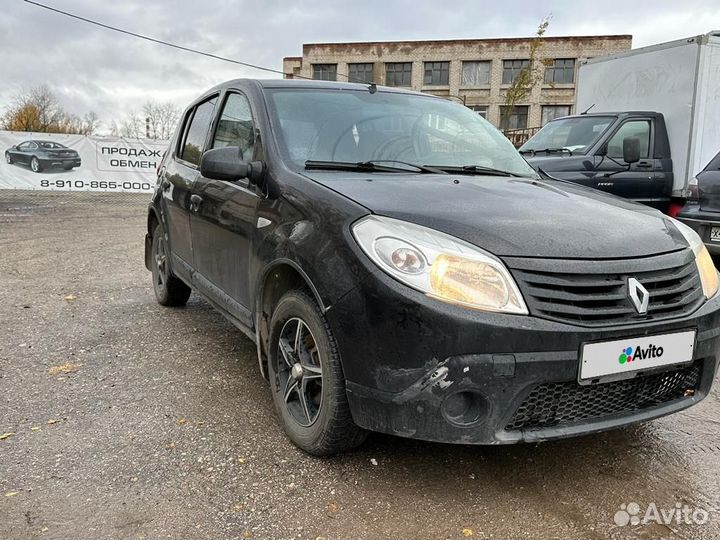 Механика дзержинский. Рено Сандеро 2006. Renault Sandero 2011 года гос номер. Рено Сандеро 2006г. Renault Sandero гос номера 2009 год.