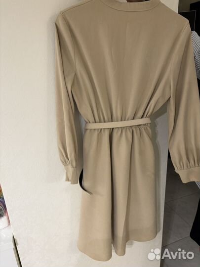 Платье женское бежевое