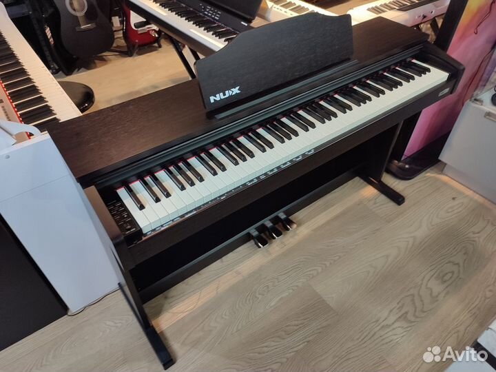 Цифровое пианино для дома (корпусное)
