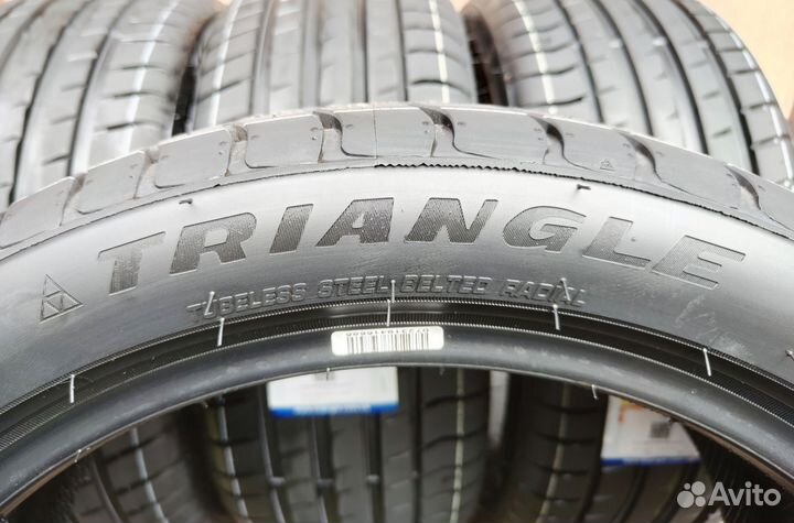 Triangle EffeXSport TH202 235/45 R17