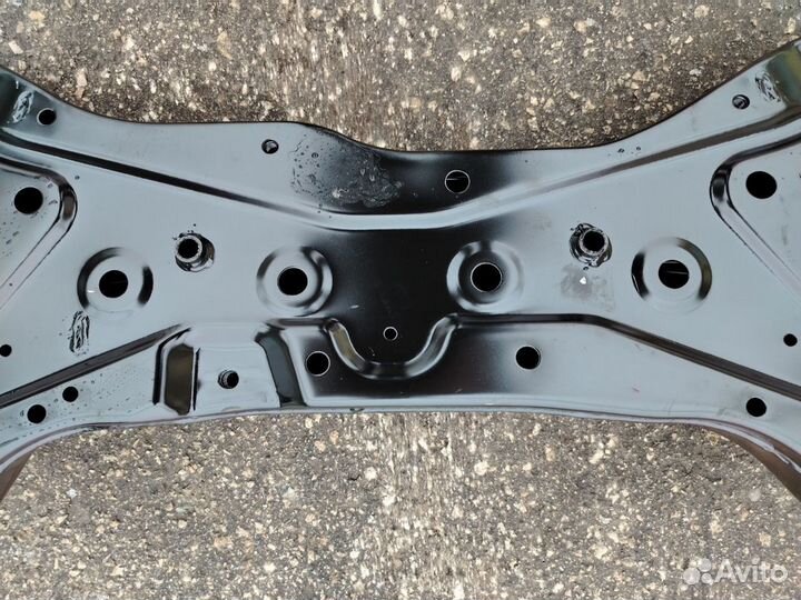 Подрамник передний Mitsubishi lancer 10 (MN100292)