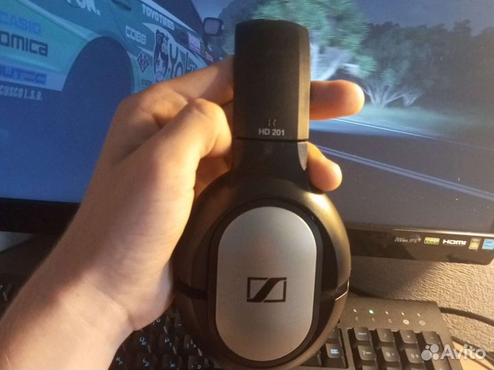 Игровая клавиатура, наушники