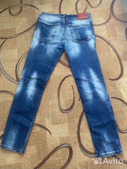 Джинсы dsquared2