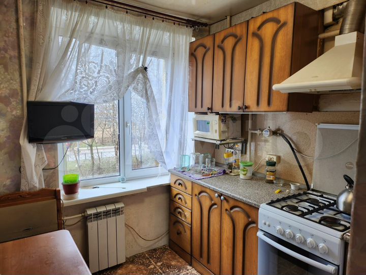 2-к. квартира, 42 м², 2/3 эт.