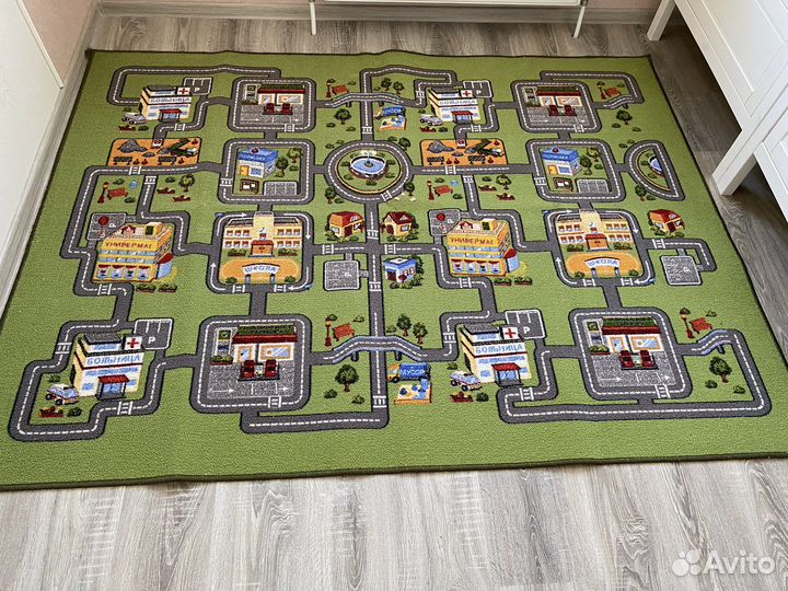 Ковер в детскую