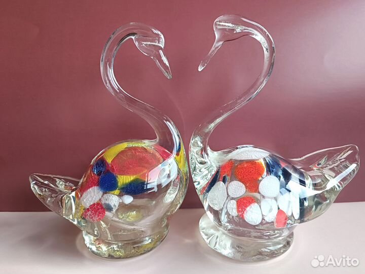 Пара лебедей СССР статуэтки цветное стекло