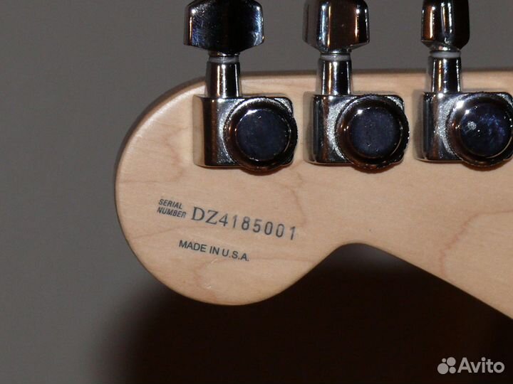 Fender American deluxe stratocaster 2004 г