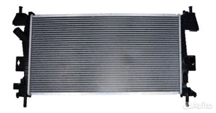 Радиатор охлаждения Ford Focus 3 HB sedan Фокус 3