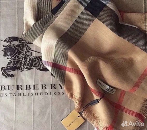 Платок, палантин Burberry, 140/140