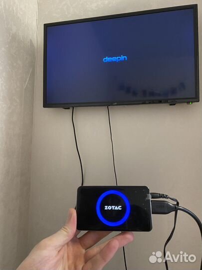 Мини пк Zotac zbox pi320
