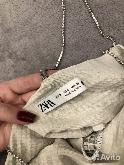 Вечернее платье с пайетками