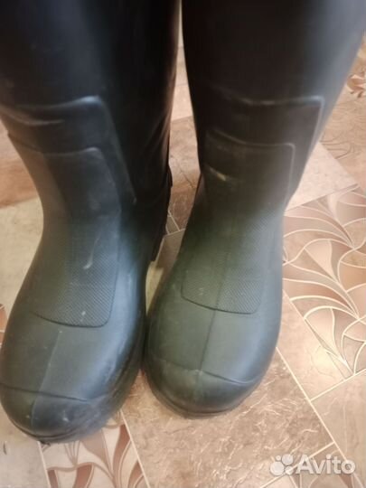 Резиновые сапоги для рыбалки