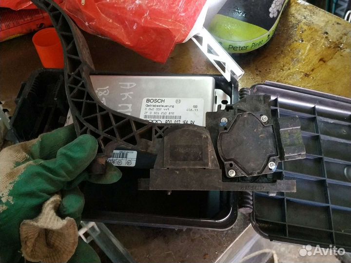 1J1721503K VAG педаль газа гольф 4