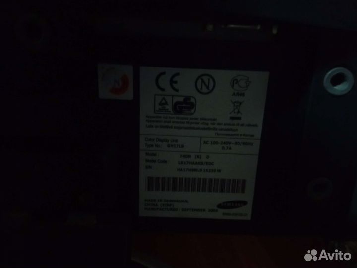 Монитор Samsung