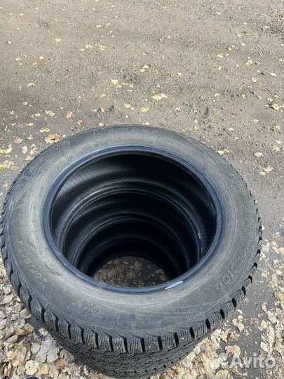 Pirelli Ice Zero 205/55 R16