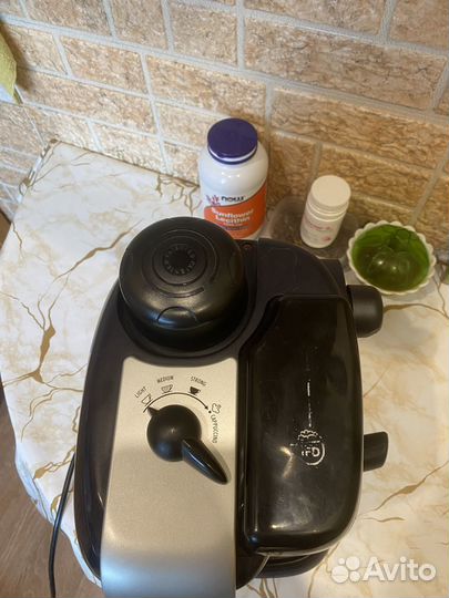 Кофеварка delonghi