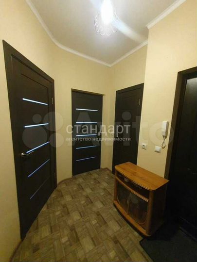 2-к. квартира, 56 м², 3/8 эт.