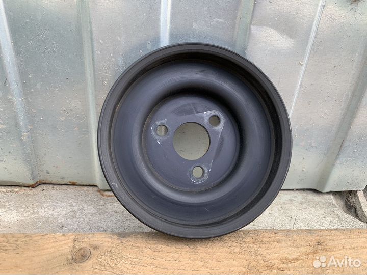 Шкив двухконтурного насоса гур BMW E34 525i M50