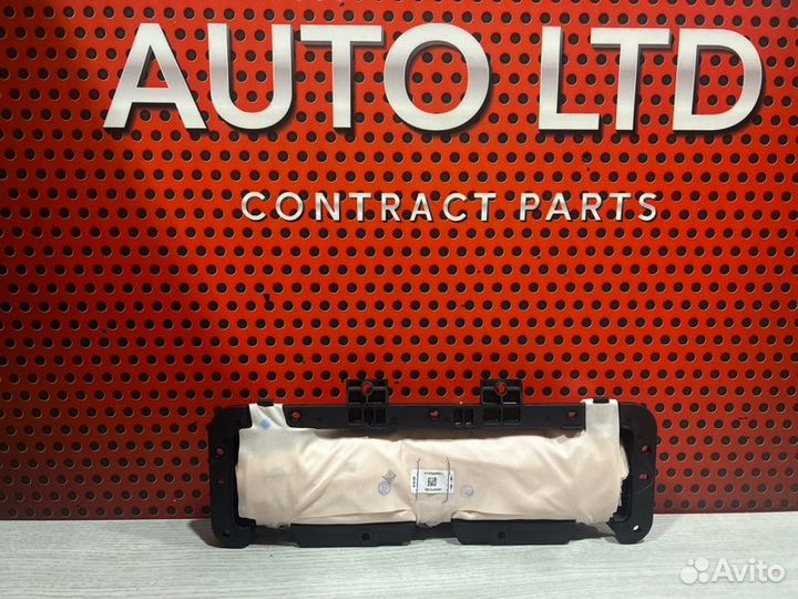 Подушка безопасности в колени Mercedes-Benz Gle