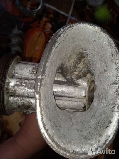 Мясорубка, ключ для закатки,пароварка СССР