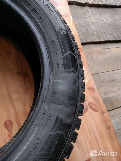 Triangle IceLink Trin PS01 215/55 R17 98T