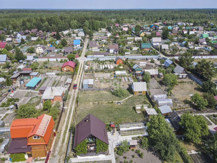 Дача 30 м² на участке 8,1 сот.