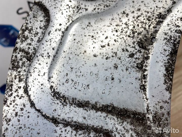 Пыльник тормозного диска передний правый Bmw X5