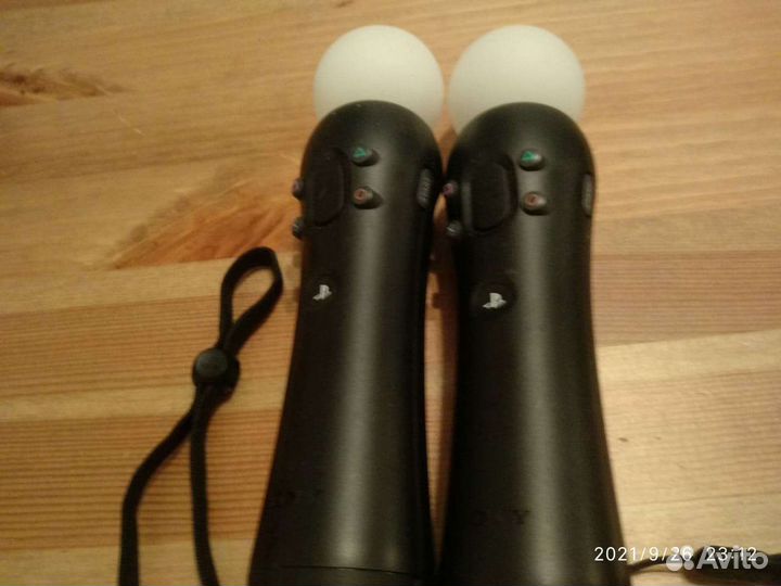 Sony Move Motion Controllers Two Pack (cech-zcm2e)