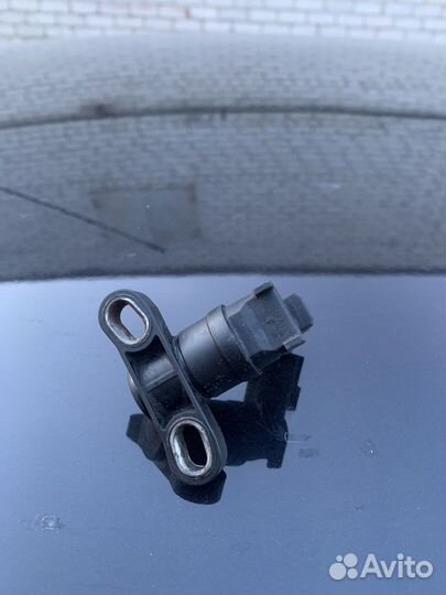 Датчик коленвала Ford Mondeo 3 cjba