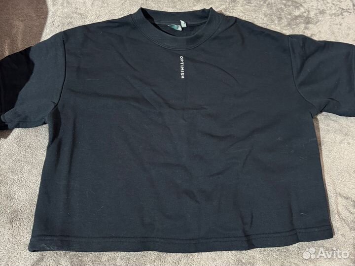 Свитшот кроп befree